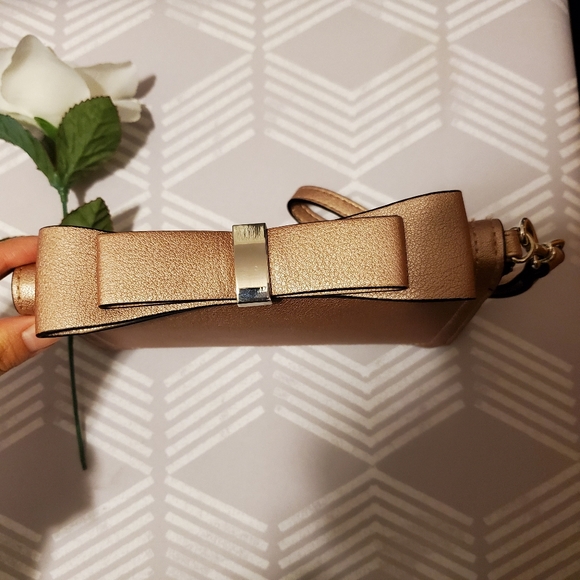 NWOT- Bootlegger rose gold wristlet - Picture 2 of 5